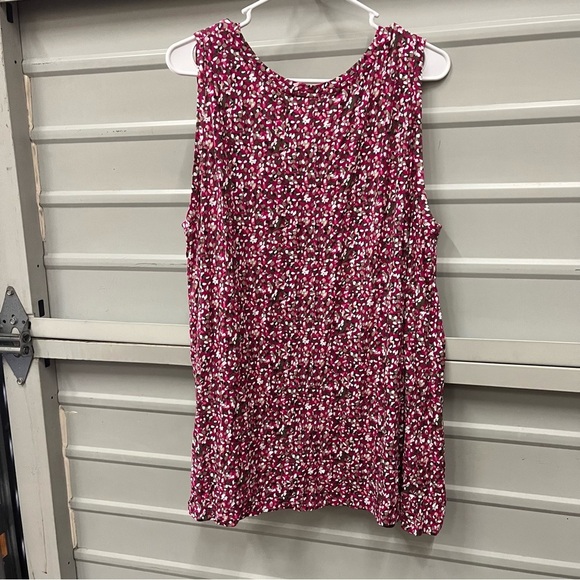 Lane Bryant Sleeveless V-neck Top 22/24 - Picture 5 of 5